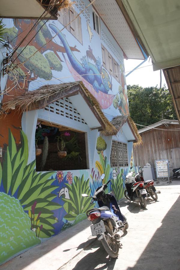 Gecko Republic Jungle Hostel Ко Тао Екстериор снимка