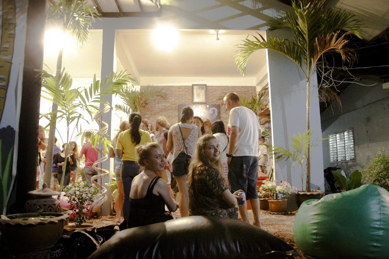 Gecko Republic Jungle Hostel Ко Тао Екстериор снимка